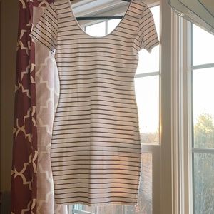 Bodycon blue/white striped dress